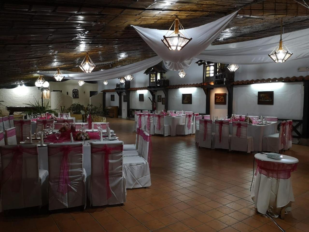 Hotel Bambu Riobamba Exterior foto